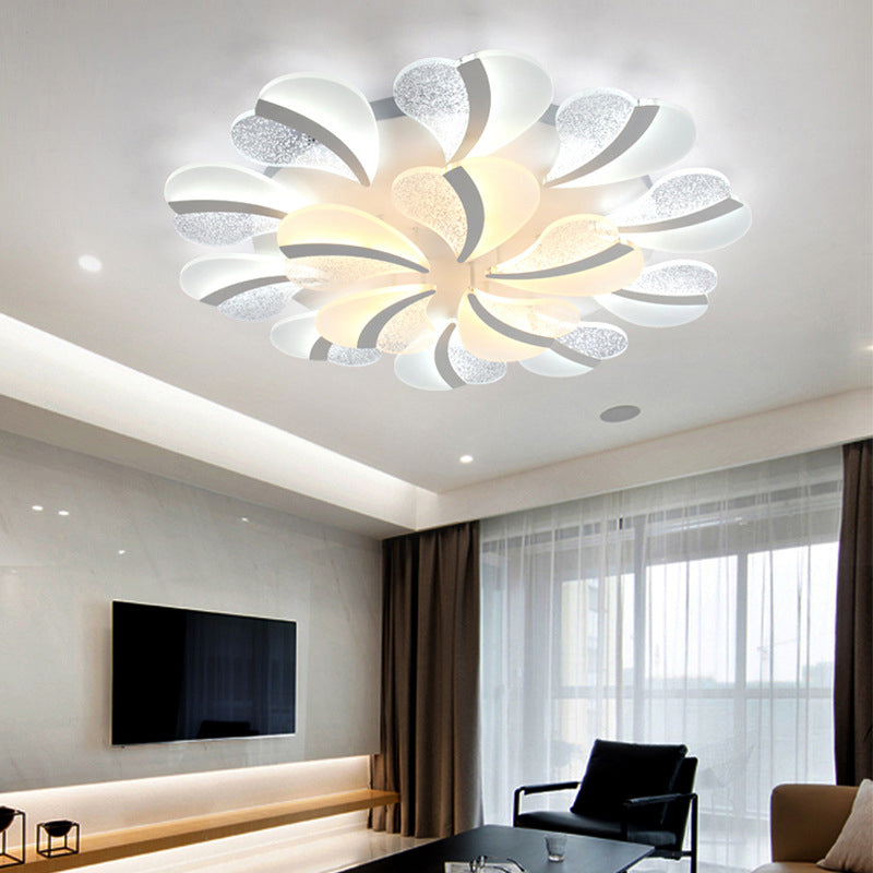 Heart-Shaped LED Ceiling Lamp Modern Acrylic 5/9/15 Lights White Semi Flush Mount Light in Warm/White Light for Living Room