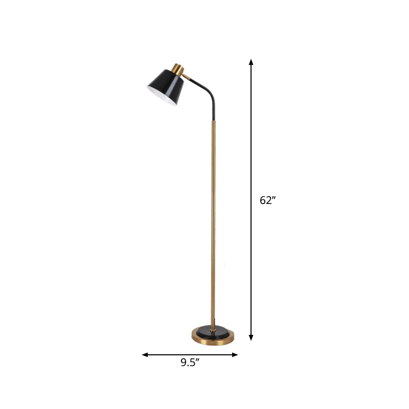 Conico rotabile lettura luminosa di metallo nordico 1 lampadina lampada da pavimento del soggiorno in nero/bianco e ottone