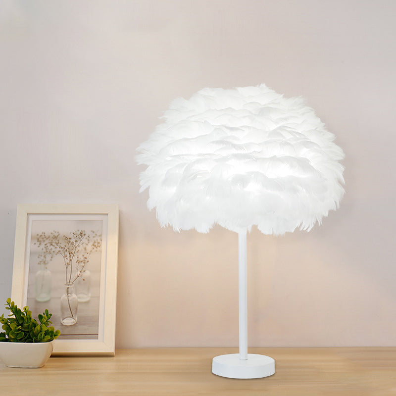 Layered Feather Night Lamp Minimalist 1-Head White Oval Table Lighting, 12"/16" Width