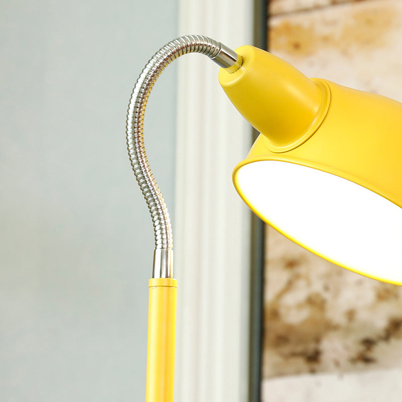 Metalen koepelschaduw Vloer lamp Hedendaags staand licht met 1 hoofd met flexibele ganenceck-arm