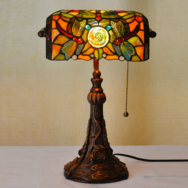 Dragonfly und Blumengeschnitten Gla Banker Beleuchtung Tiffany Stil 1-Licht gelbe Pull-Ketten-Nachttisch-Lampe