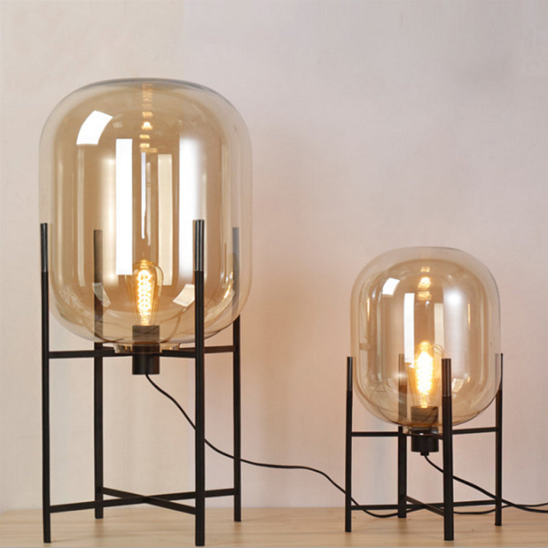 Witte kalebas glas vloerlicht moderne stijl 1 licht zwart staande lamp met quadpod voor woonkamer