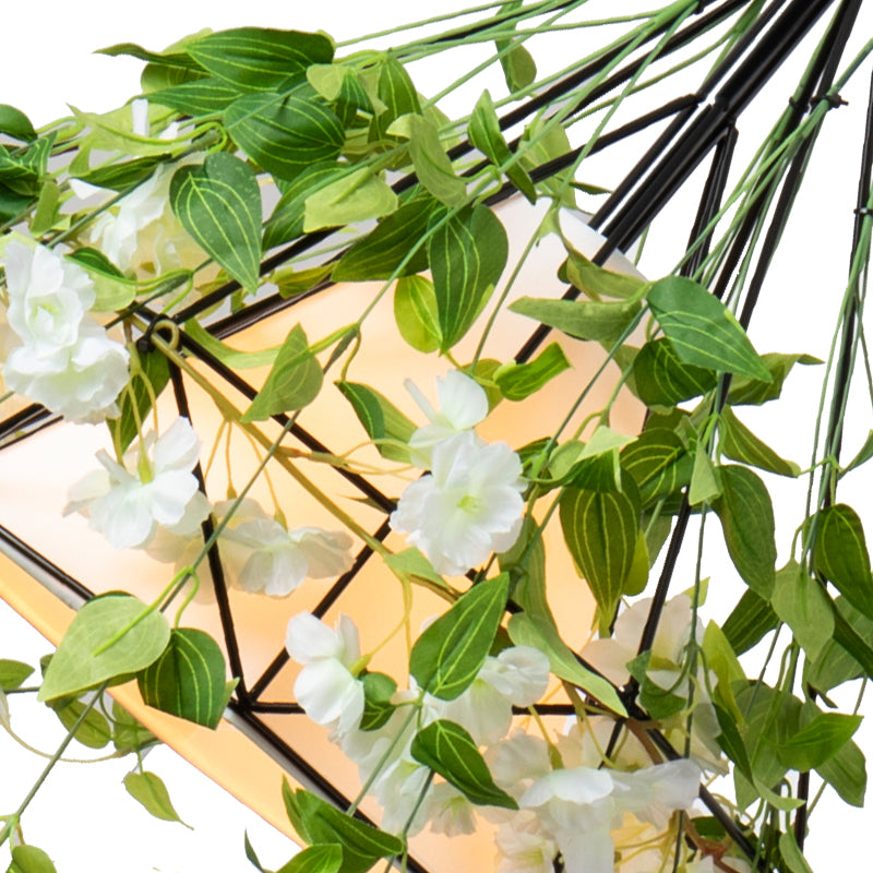 Luz colgante de planta de hierro de diamantes Luz de un solo restaurante colgante con sombra de tela cónica en verde