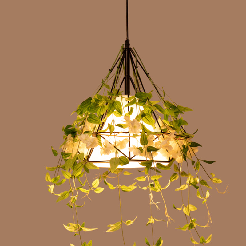 Diamond Iron Plant Pendant Light Antique Single Restaurant Hanging Light with Tapered Fabric Shade in Green