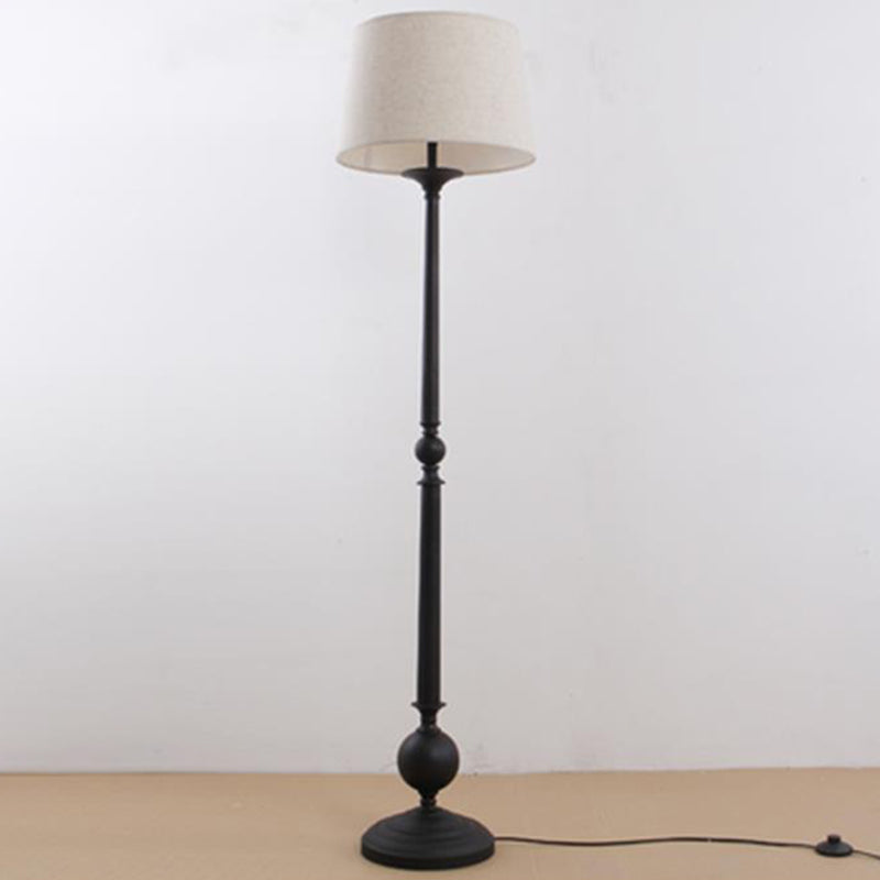 Empire Shade Stoff Stand Up Lamp