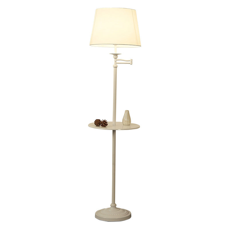 Stofkegelvormig staand licht vintage 1 bol woonkamer vloerlamp met lade