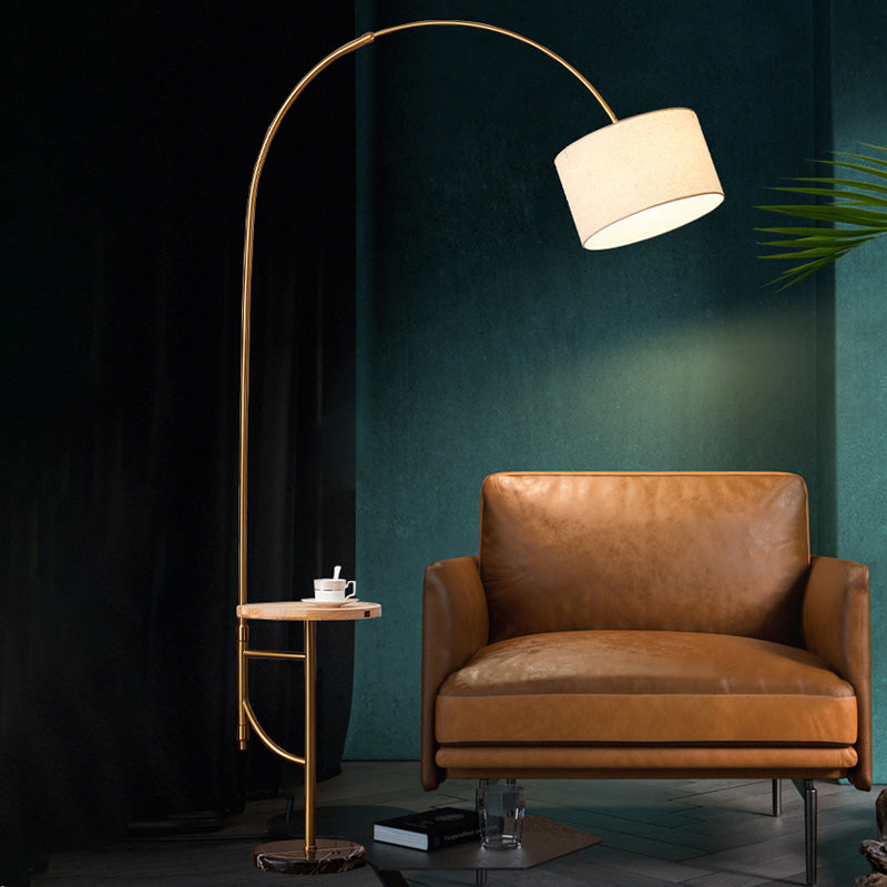 Metallic gebogen vloerverlichting Minimalisme 1 kop woonkamer staande vloerlamp met trommelstofstof in goud