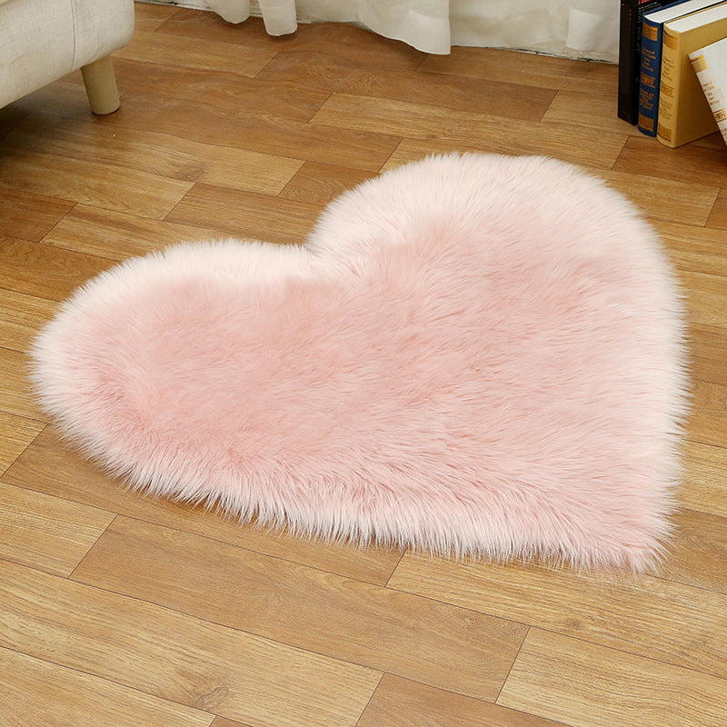 Loving Heart Shaped Plain Rug Multi-Color Comfort Rug Synthetic Wool Stain Resistant Non-Slip Pet Friendly Carpet for Girls Room