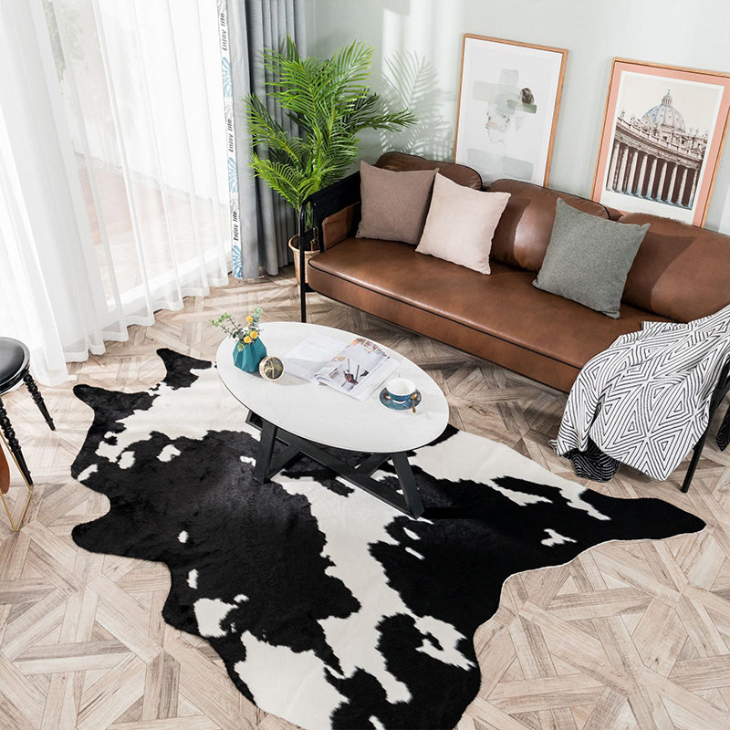 Shaggy Cow Skin Area Rug Black and White Contemporary Rug Polyester Non-Slip Washable Pet Friendly Carpet for Home