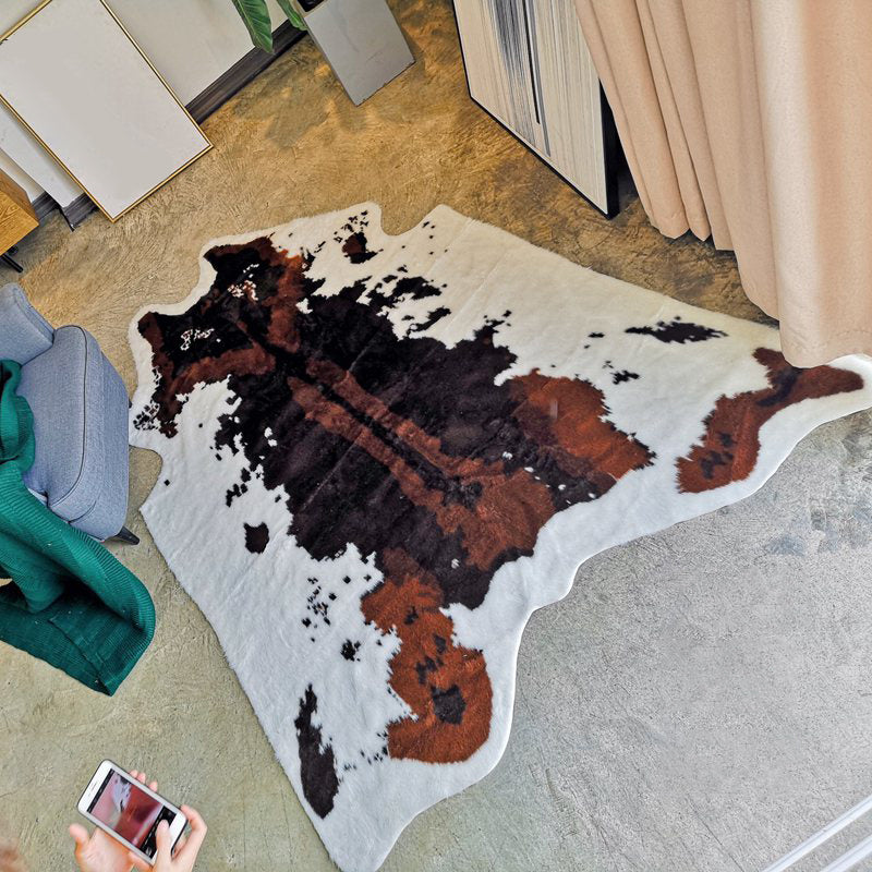 Tapis de fourrure animale à forme irrégulière