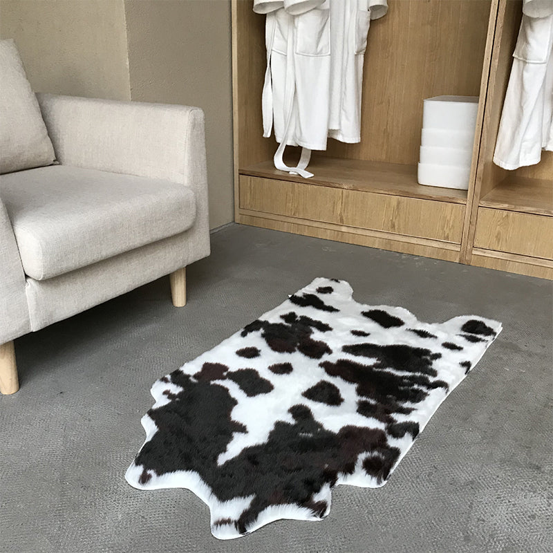 Tapis à imprimé pour peau de vache fantaisie Black-White Moderne Machine de synthétique de tapis moderne Rapis sans glissement résistant aux taches lavables pour chambre