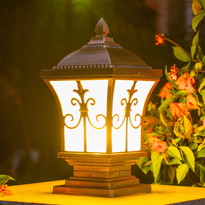 Acrylic Flared Shade Pillar Lamp Traditional 1-Light Outdoor Post Lighting Fixture