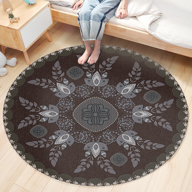 Nostalgic Traditional Rug Multi-Colored Floral Printed Carpet Anti-Slip Backing Pet Friendly Machine Washable Rug for Bedroom