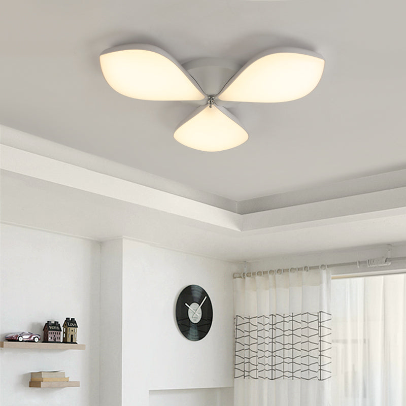 Apparecchio di illuminazione da incasso in acrilico a forma di petalo nordico Apparecchio per montaggio a soffitto per camera da letto bianco a 3/4/5 teste