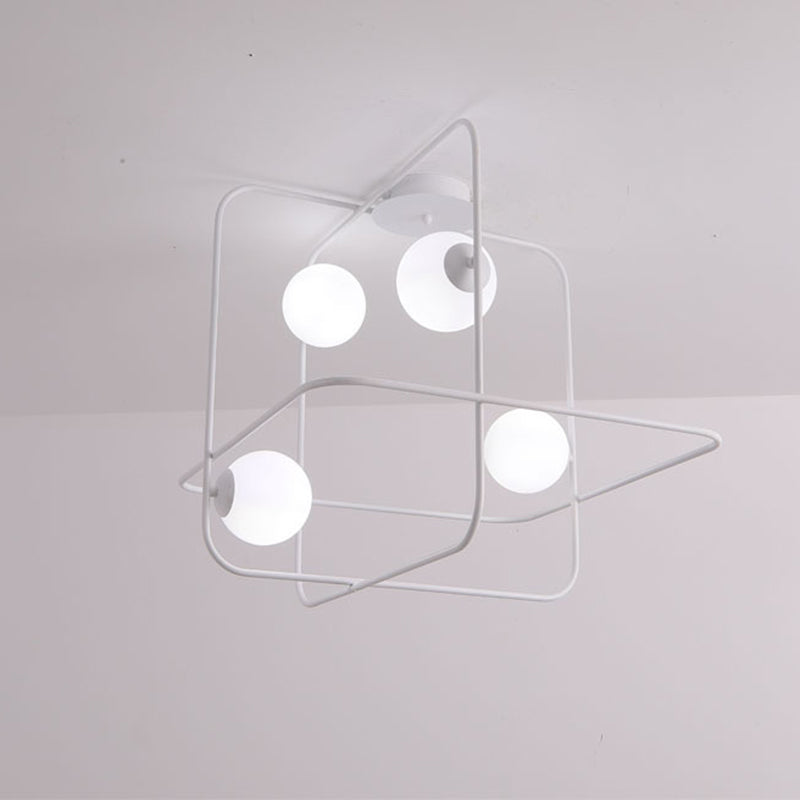 Lampada a filo a filo in traversa bianco/nero/oro contemporaneo a 4 teste in vetro bianco a soffitto montato