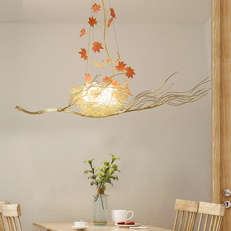 47 "w White Glass Ball Chandelier Art Decorative 3-Light Hanging Lightture en or avec des feuilles de nid et d'érable