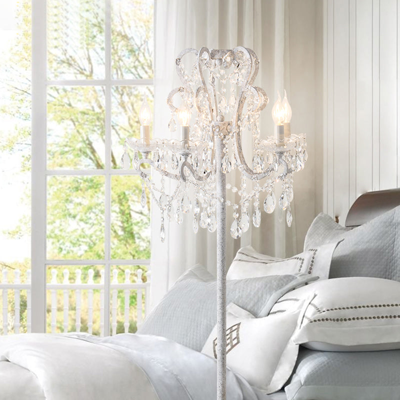 Kaarsenmetallic stand -up lamp traditionele 5 hoofden woonkamer vloerverlichting met kristal draperen