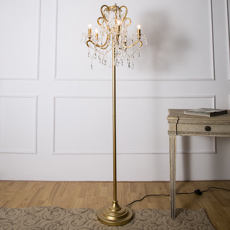 Kerzenmetallic Stand up Lampe Traditionelle 5 Köpfe Wohnzimmerbodenbeleuchtung mit Kristall Draping