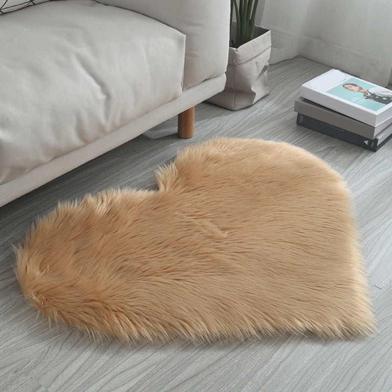 Tapis de couleur unie en forme de coeur Coup de couleur Simple Multipliée Tapis moelleux moelleux pour animaux de compagnie Fluffy pour chambre à coucher pour chambre à coucher