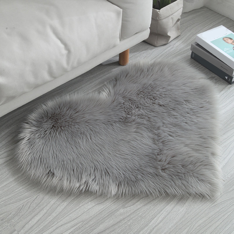 Tapis de couleur unie en forme de coeur Coup de couleur Simple Multipliée Tapis moelleux moelleux pour animaux de compagnie Fluffy pour chambre à coucher pour chambre à coucher