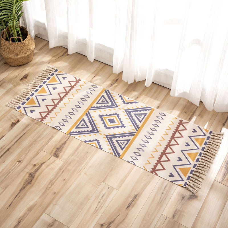 Nostalgia Tribal Pattern Rug Multi Colored Synthetics Area Rug Pet Friendly Easy Care Carpet with Fringe for Bedroom