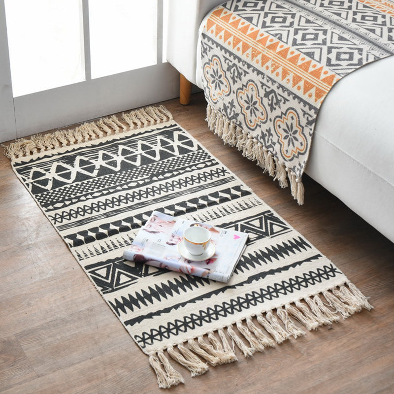 Western Bedroom Rug Multi-Colored Geometric Print Carpet Cotton Blend Machine Washable Easy Care Rug with Fringe