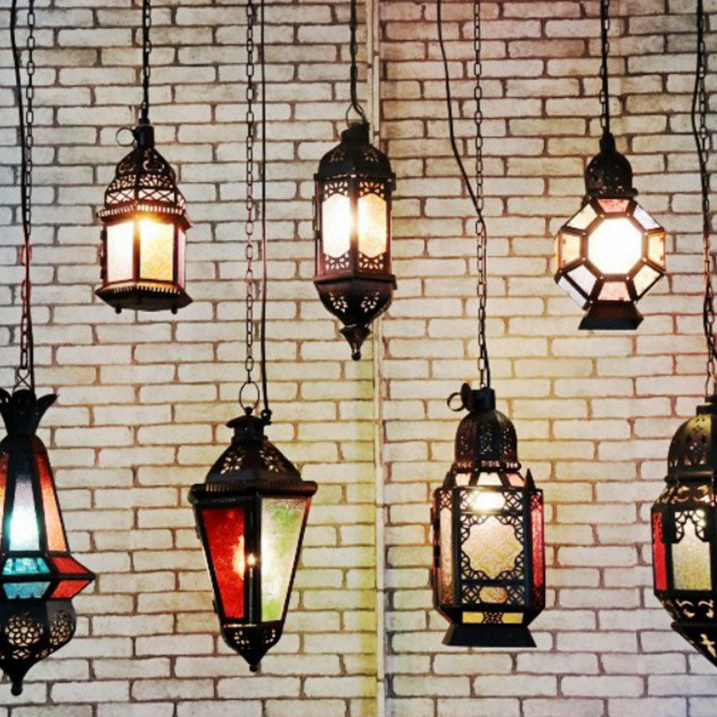 Retro-stijl huisvormige metalen plafondverlichting met één bulb in zwart voor restaurant