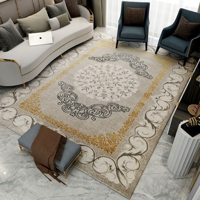 Vintage Living Room Rug Multi-Color Polypropylene Area Carpet Pet Friendly Machine Washable Rug