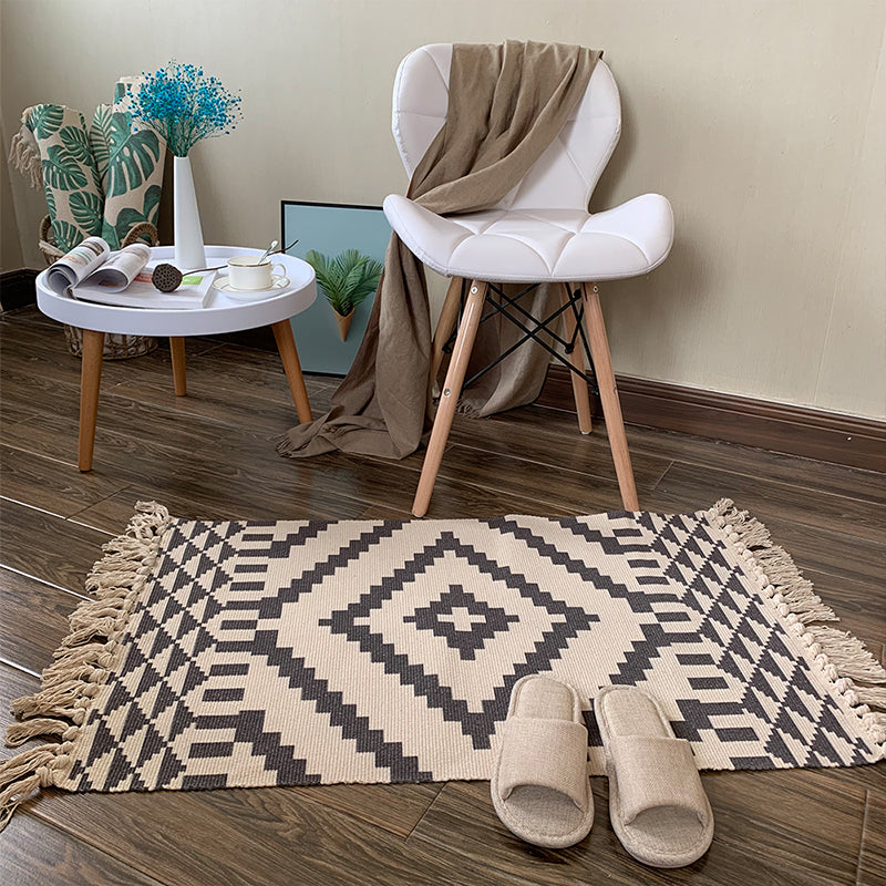 Casual Multicolor Western Rug Cotton Blend Geometric Area Rug Machine Washable Woven Carpet with Tassel for Living Room