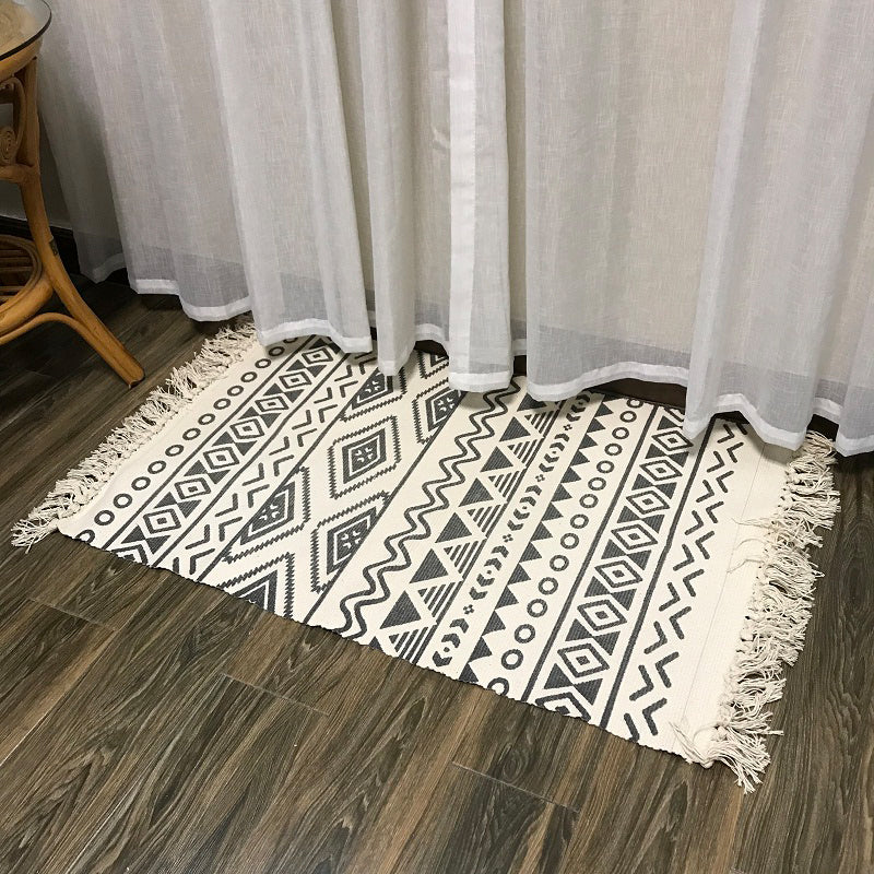 Casual Multicolor Western Rug Cotton Blend Geometric Area Rug Machine Washable Woven Carpet with Tassel for Living Room