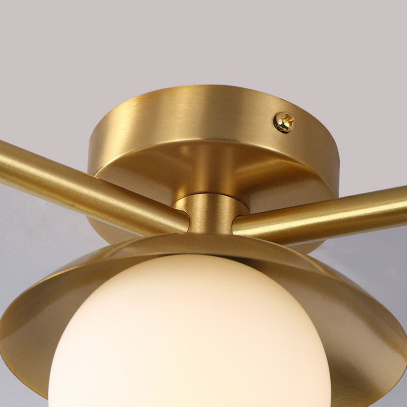 Postmodern nieuwigheid plafondlicht goud afwerking molecuul semi spoelmontage lamp met bal witte glazen schaduw