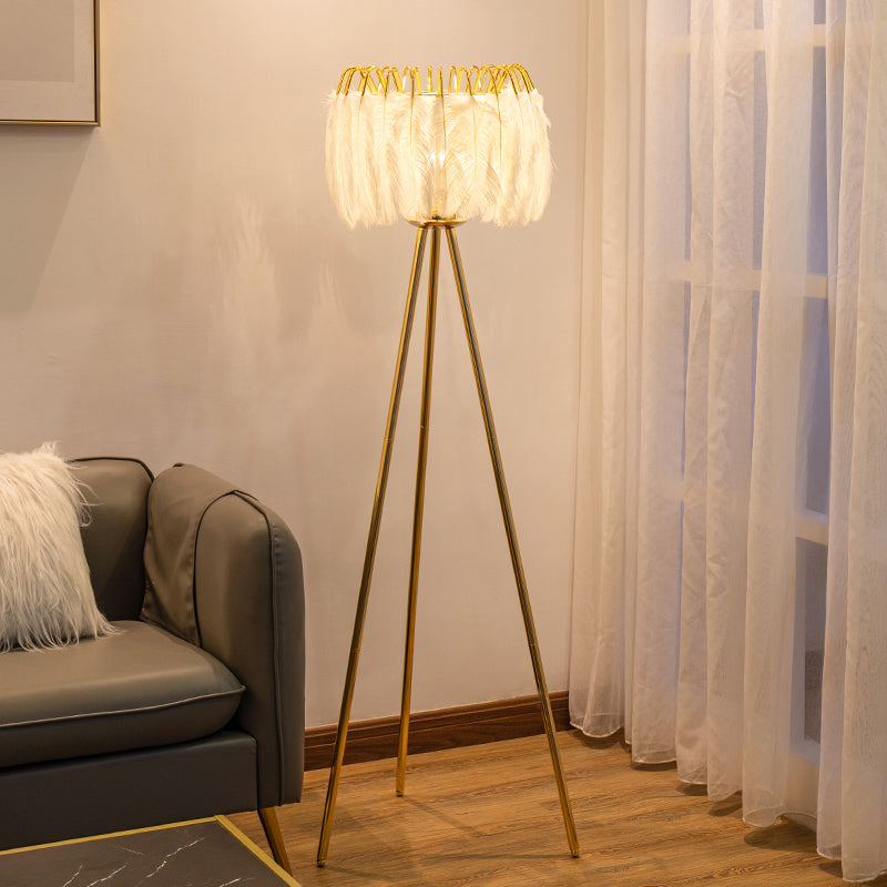 Feer Fringe Floor Standing Light Postmodern 1 Bulb Tripod Vloerverlichting voor woonkamer