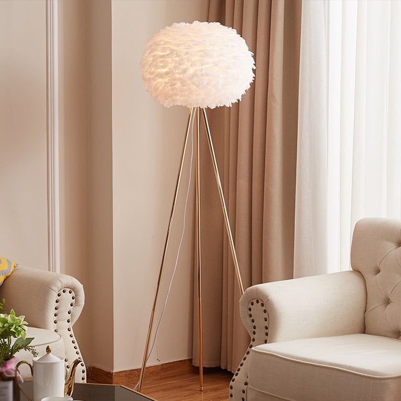 Globe Floor Standing Light Nordic Feather 1-Light Tripod Floor Lamp for Living Room