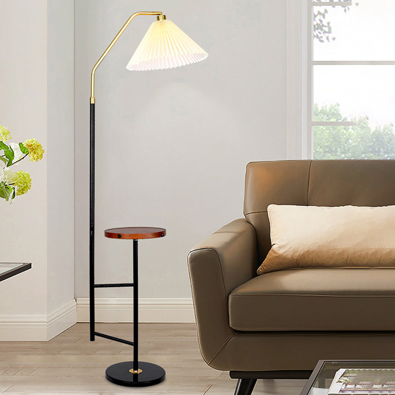 Cône Stand Up Lampe minimaliste en tissu plissé minimal Éclairage de sol à chambre simple avec plateau et base en marbre