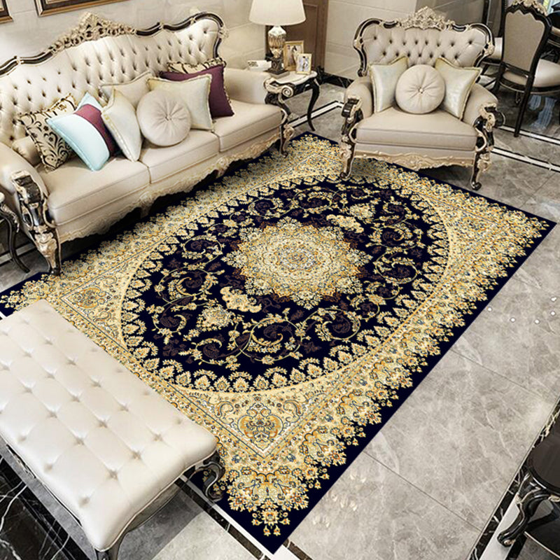 Nostalgia Floral Printed Rug Multi Color Synthetics Indoor Rug Non-Slip Backing Washable Carpet for Parlor