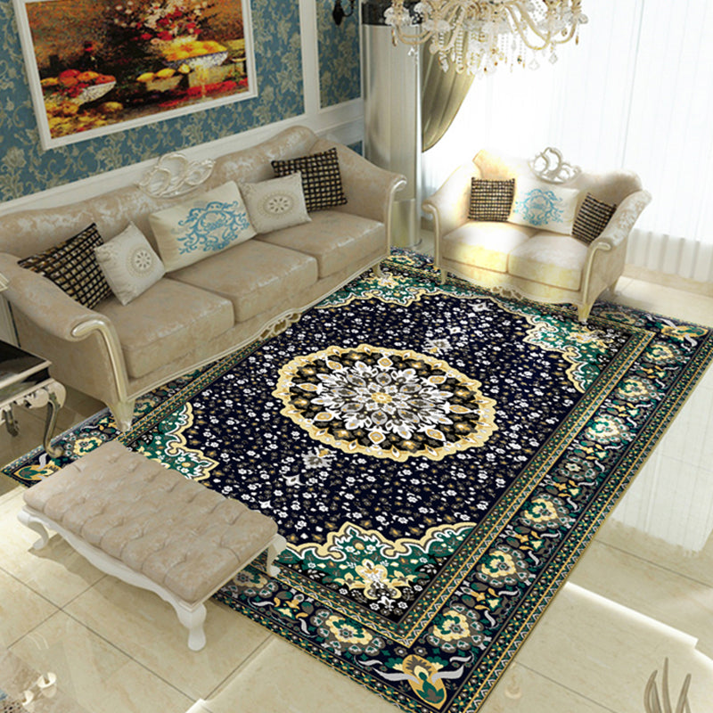 Nostalgia Floral Printed Rug Multi Color Synthetics Indoor Rug Non-Slip Backing Washable Carpet for Parlor