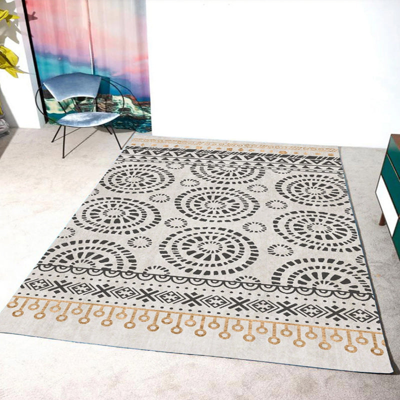 Tapis géo-motif unique tapis en polypropylène multi-couleurs tapis intérieur antidérapante