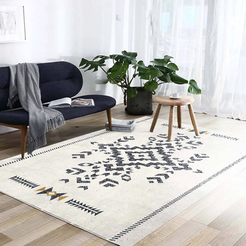 Unique Geo Pattern Rug Multi Colored Polypropylene Indoor Rug Anti-Slip Backing Pet Friendly Area Carpet for Decoration