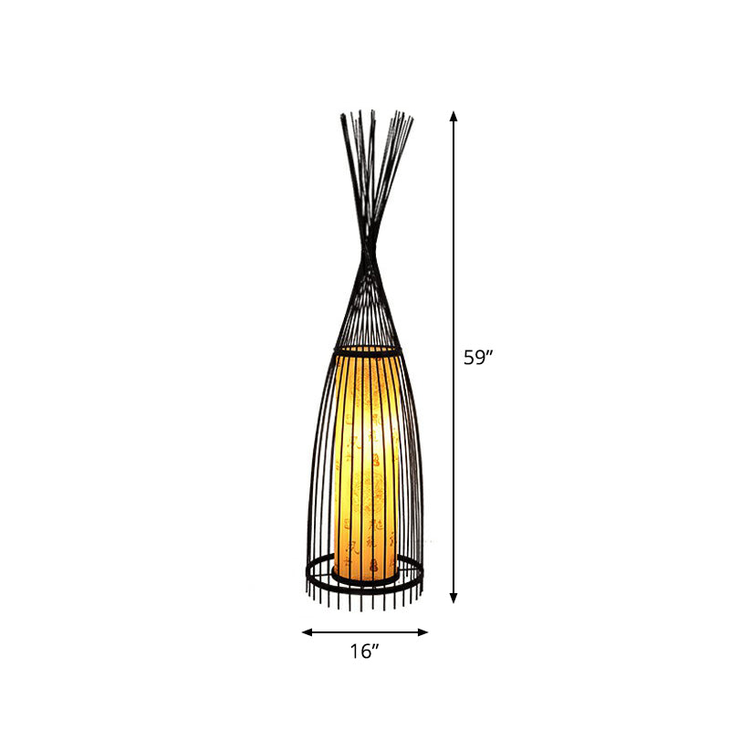 Bambus verjüngter Bodenlicht Südostasien Single Stand Up Lampe mit zylindrischem Schatten im Inneren