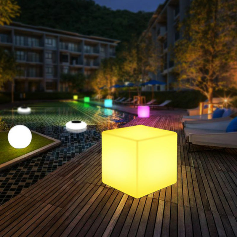 Plastic Cubic LED Exterior Lighting Art Deco White USB Rechargeable Pathway Light