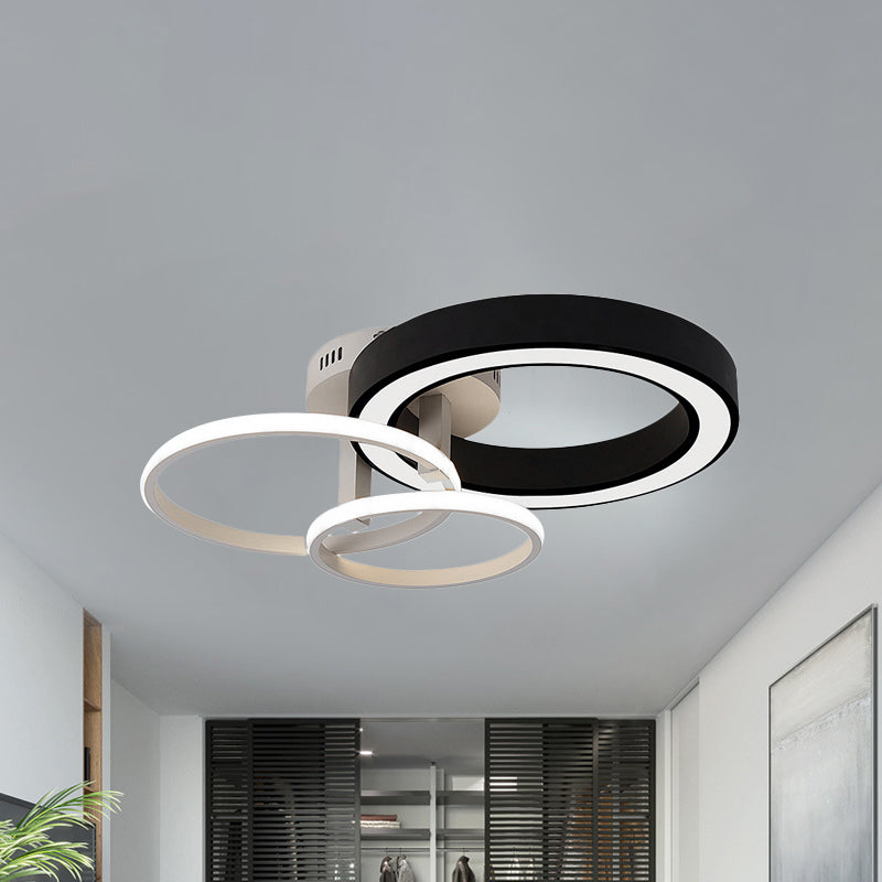 Cirkels Slaapkamer Flush Light Fixture Acryl 3 Lichten Hedendaagse Stijl Plafond Opgezette Licht in Zwart en Wit