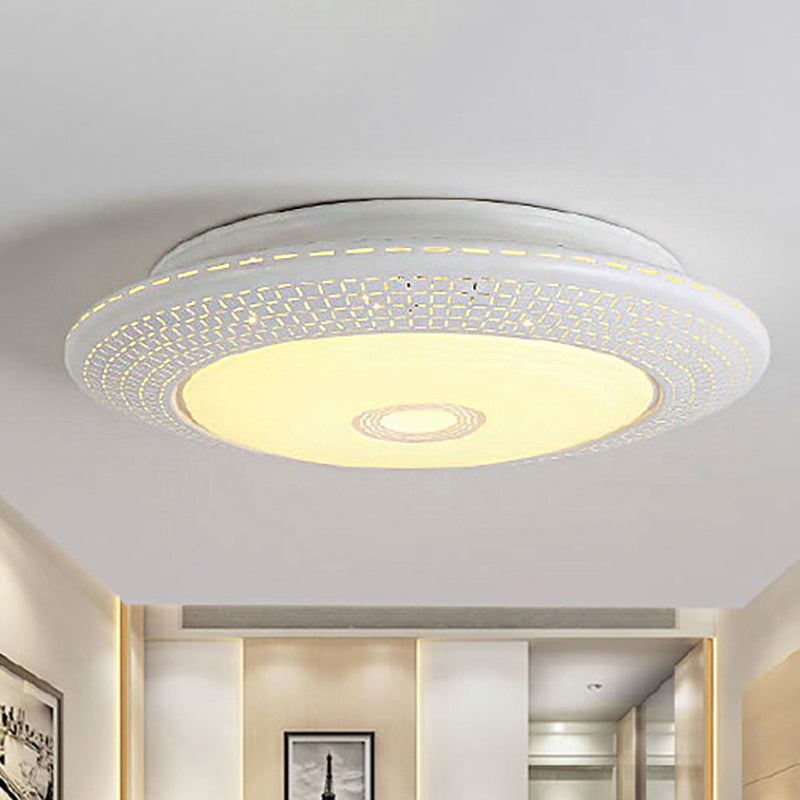 White Circular Flush Mount Lamp Modern Led Acrylic Flush Mount Light Fixture in White Light