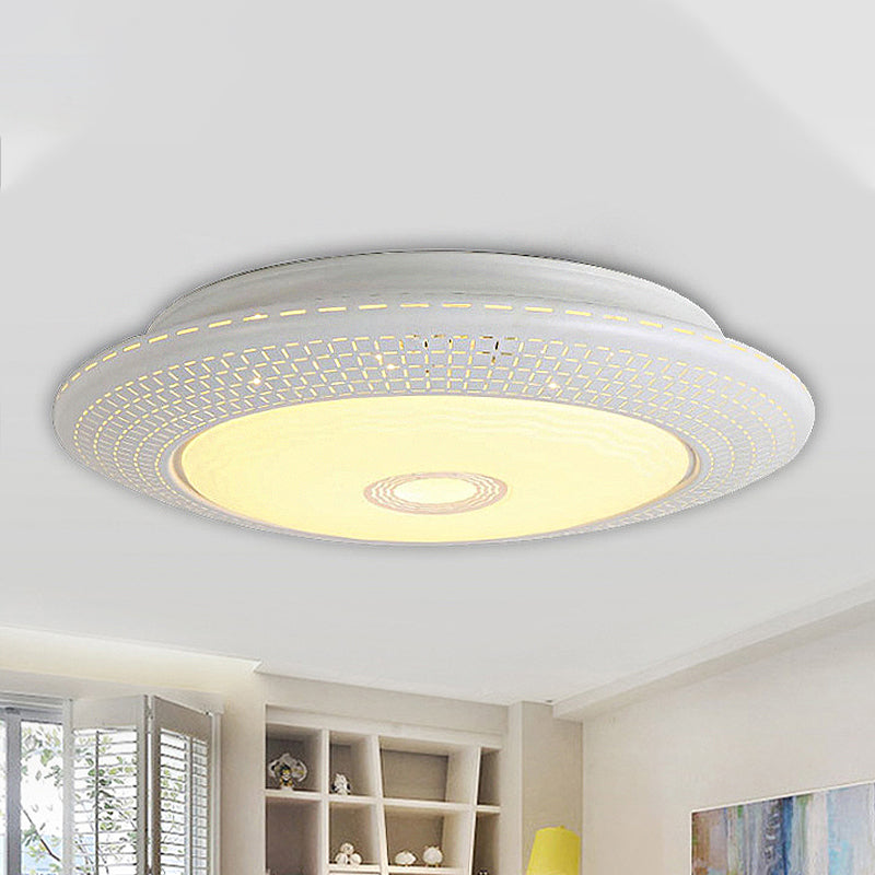 White Circular Flush Mount Lamp Modern Led Acrylic Flush Mount Light Fixture in White Light