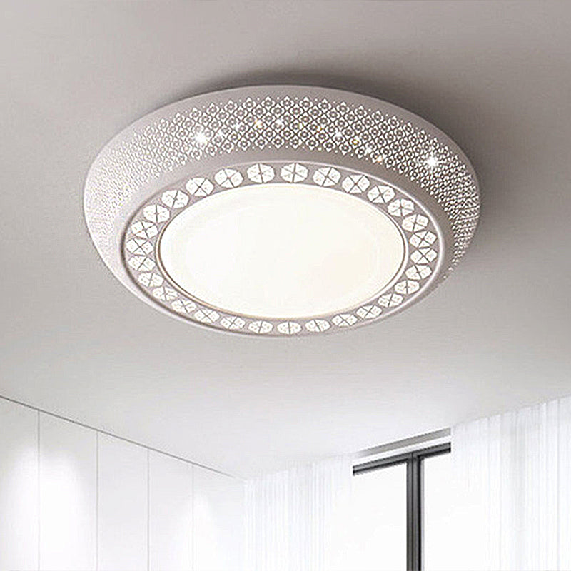 Circular Acrylic Flush Mount Light Modern Led White Flush Ceiling Lamp Fixture in White Light