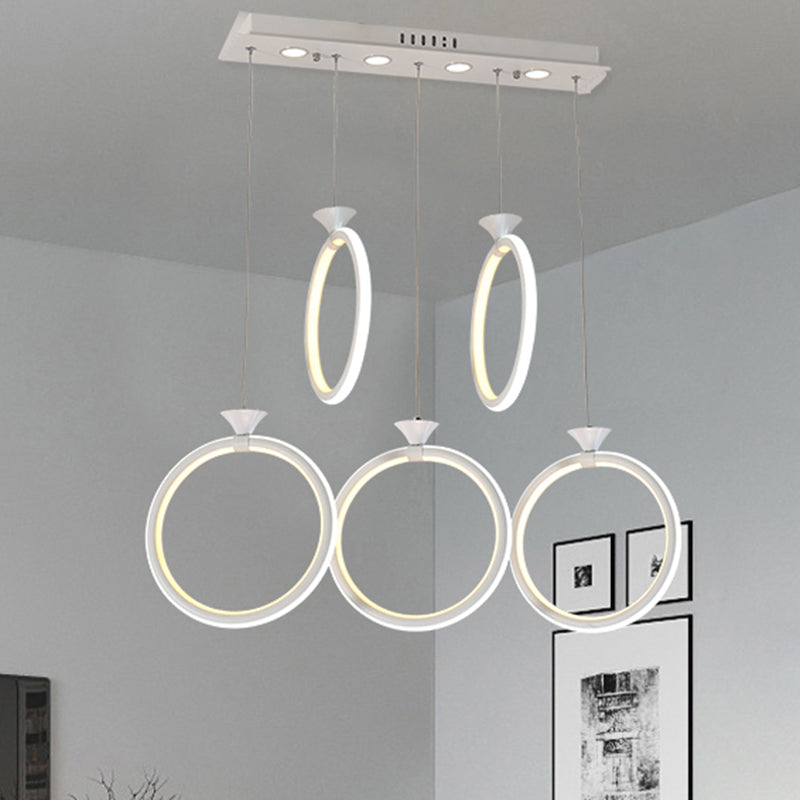 Multi-Ring Cluster Pendant Contemporary Acrylic 3/5-Head Kitchen Suspension Lamp in Warm/White/Natural Light