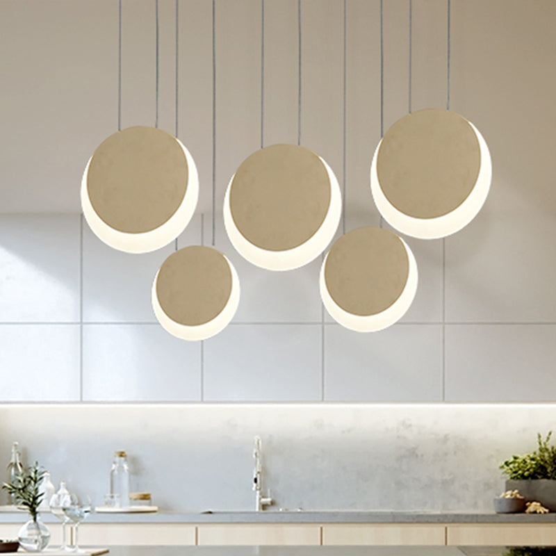 Apice multipla a forma di luna Metal Nordic Metal 3/4/5 Luci Cluster Bianco Luce a sospensione in luce calda/bianca