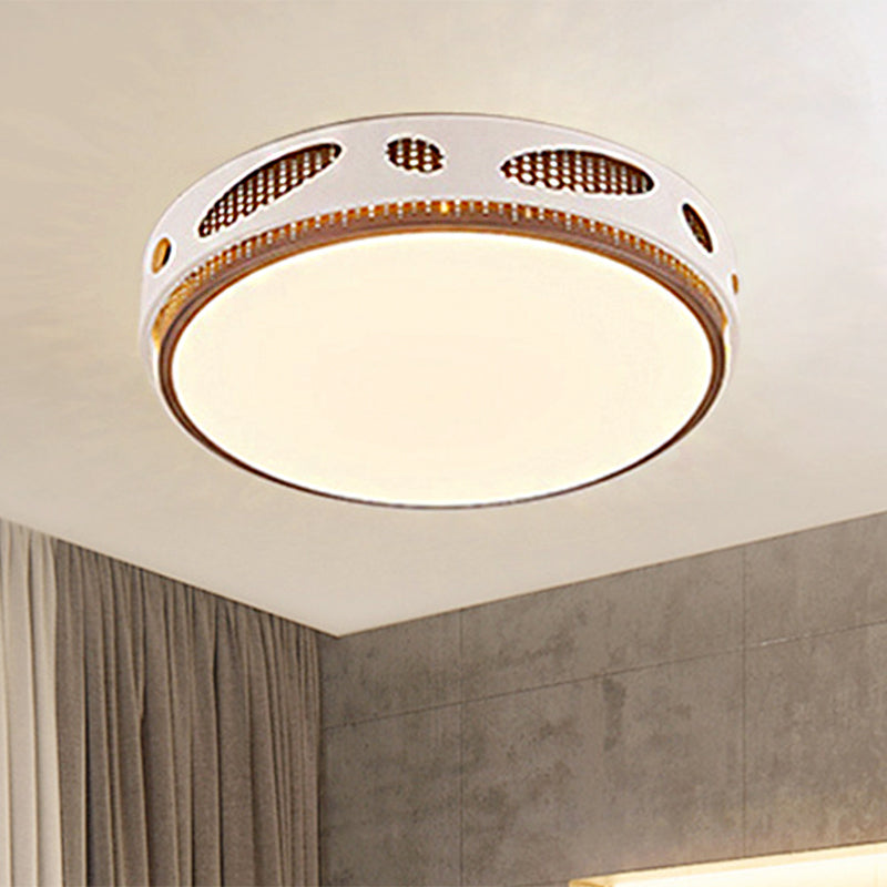 Round Ceiling Light Fixture Simplicity Acrylic LED White Flushmount Lighting in Warm/White Light