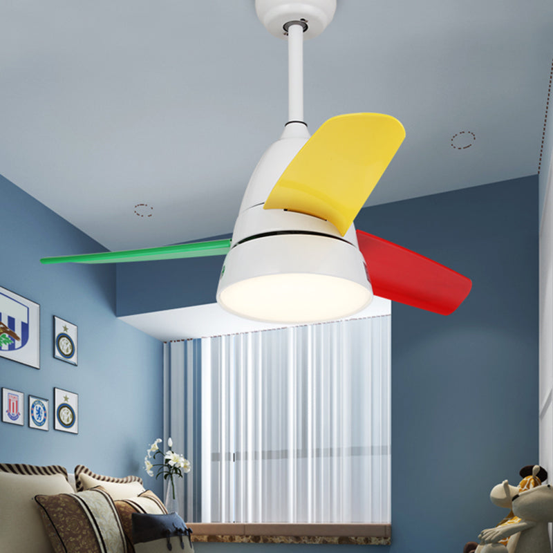 Macaron Style Conical Hanging Fan Light Metal Kids Child Room 26 "LED LED LED PLADIER LED LED, 3 lames