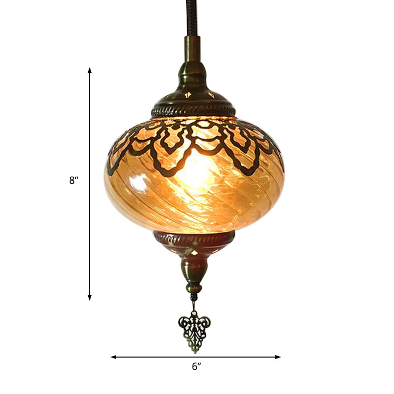 Globe suspendu lamp