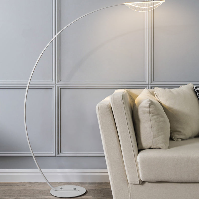 Simplicité Arc Floor Lighting Metal Living Room LED lampe debout avec une teinte en acrylique à feuilles